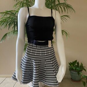 Black & white mini skirt with bow detail